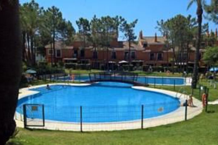 Image of House With 3 Bedrooms in Lepe With Pool Access and Furnished Garden - 500 m From the Beach