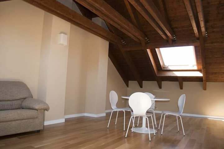 Room 12 of 29