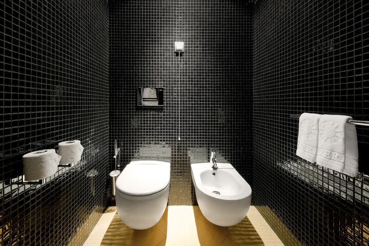 Clean Restrooms