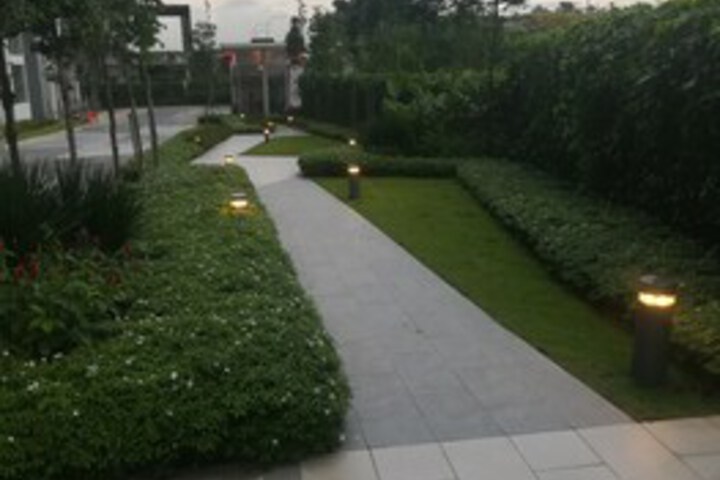Hotel Exterior 10 of 37