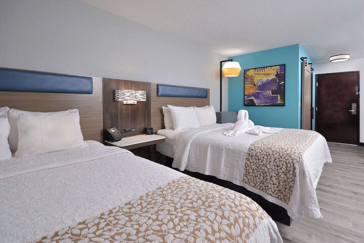 2 Queen Beds (4 of 38)