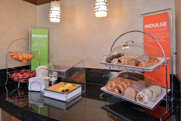 Breakfast/Coffee Service 46 of 65