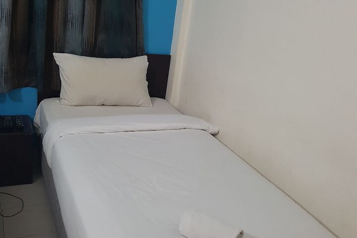 Room 16 of 59