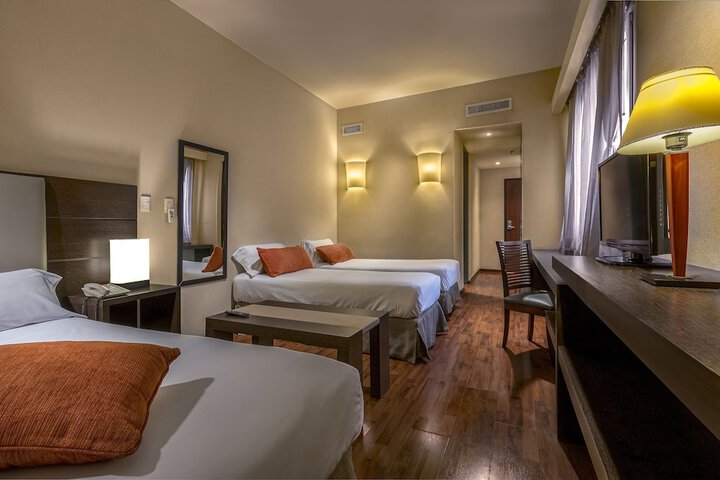 Room 14 of 49