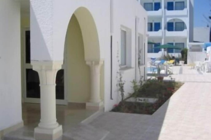 Exterior Photo