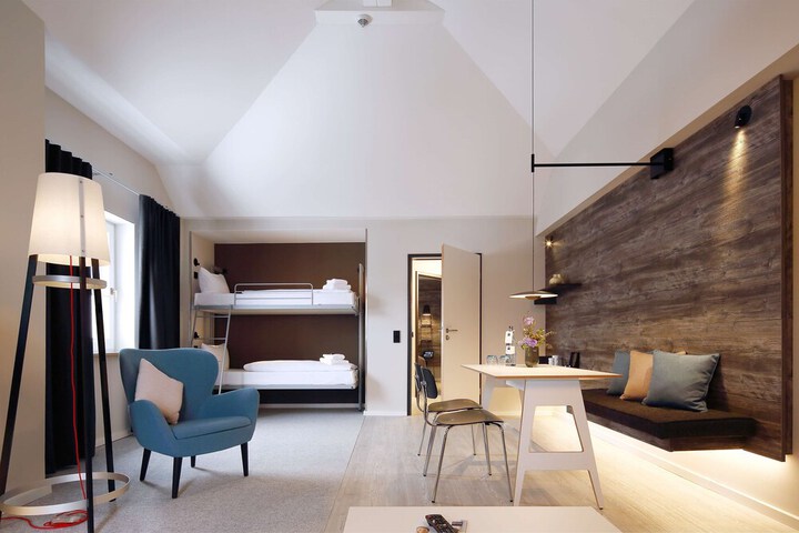 Room 15 of 80