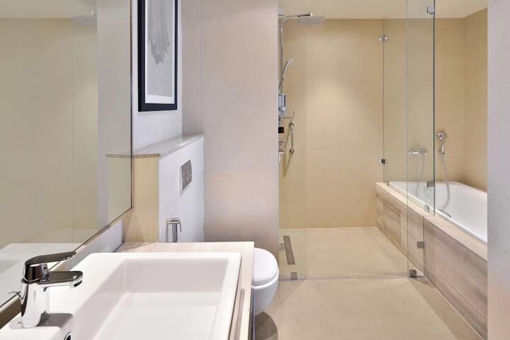 Clean Restrooms