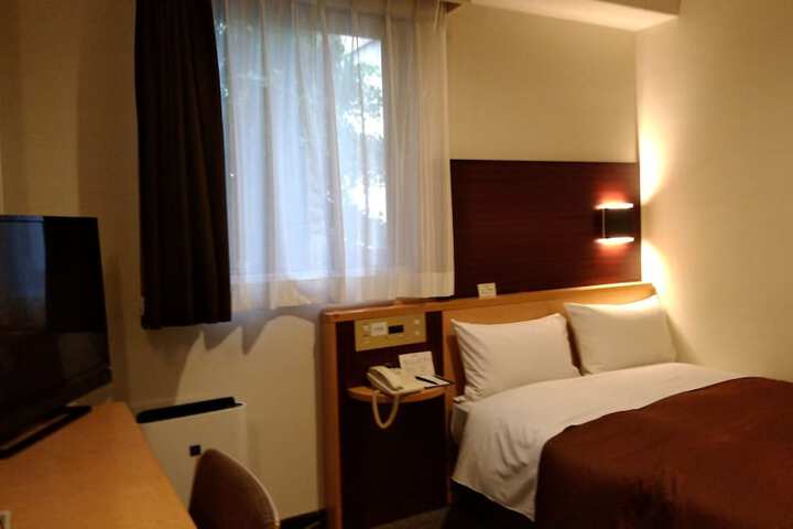 Room 16 of 84