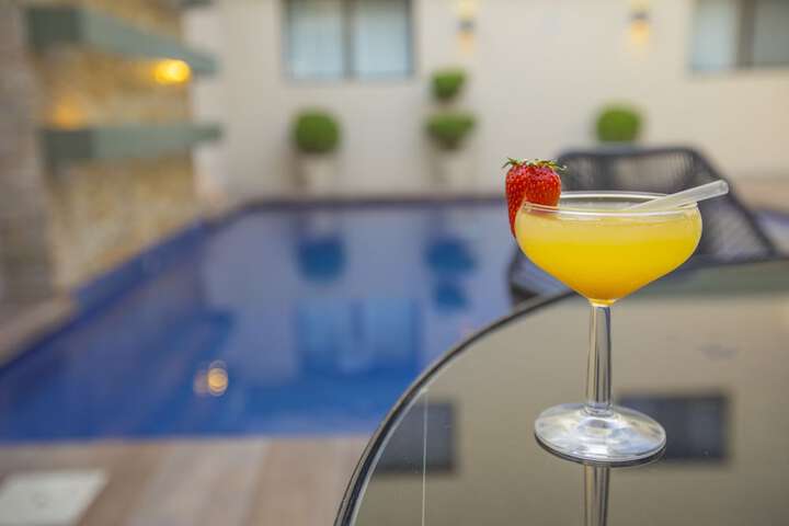 Hotel with Pool
