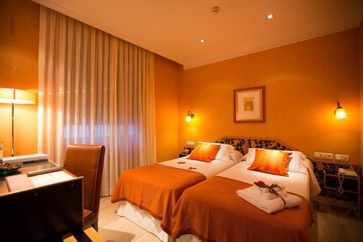 Room 20 of 32
