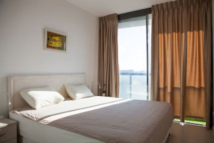 Room 44 of 120