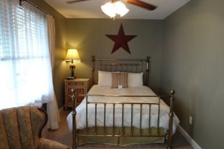 Room 42 of 83
