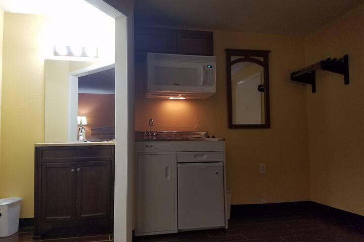 Room 20 of 27
