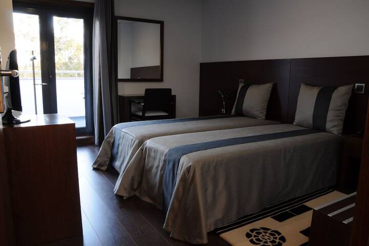Room 9 of 44