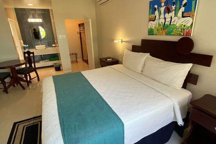 Room 4 of 54