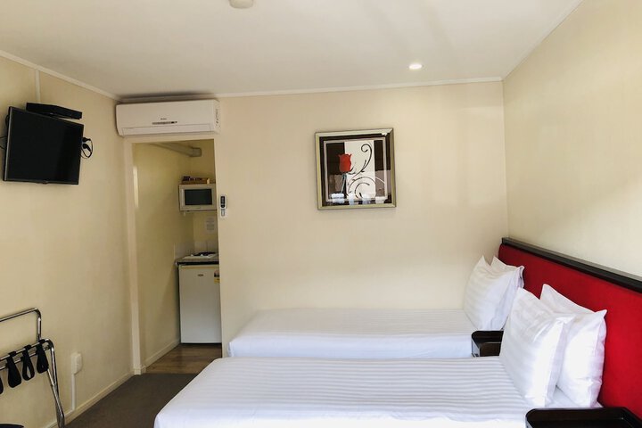 Room 17 of 69