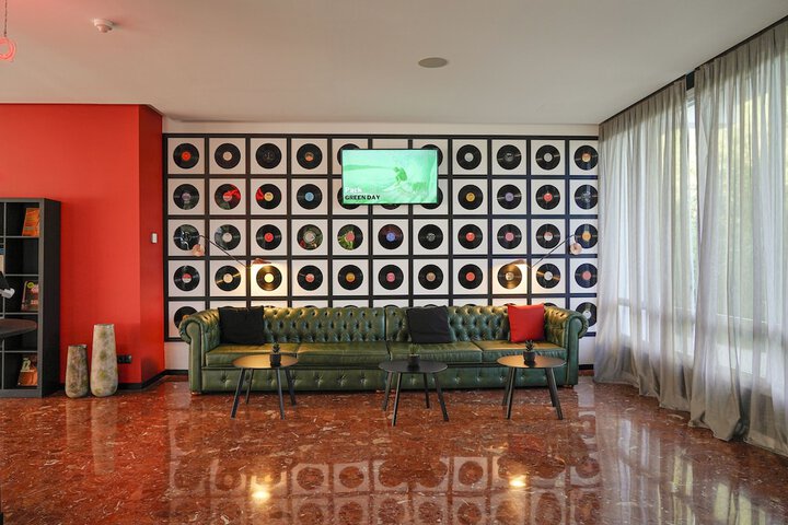 Hotel Interior 4 of 44