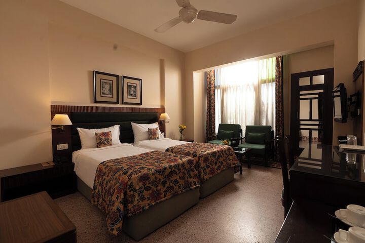 Room 4 of 22