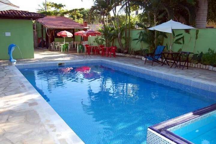 Pool 2 of 5