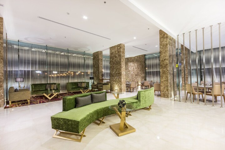 Hotel Interior 6 of 124