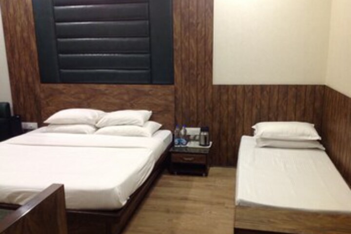 Room 25 of 26