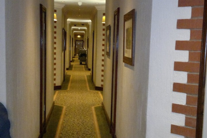 Hotel 2 of 43