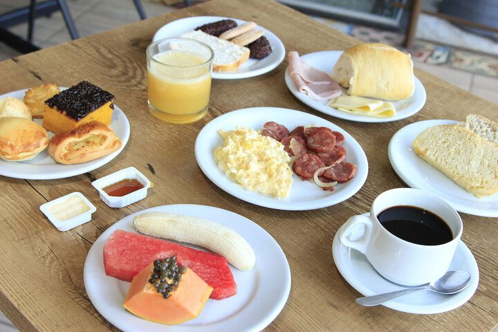 Breakfast/Coffee Service 69 of 78