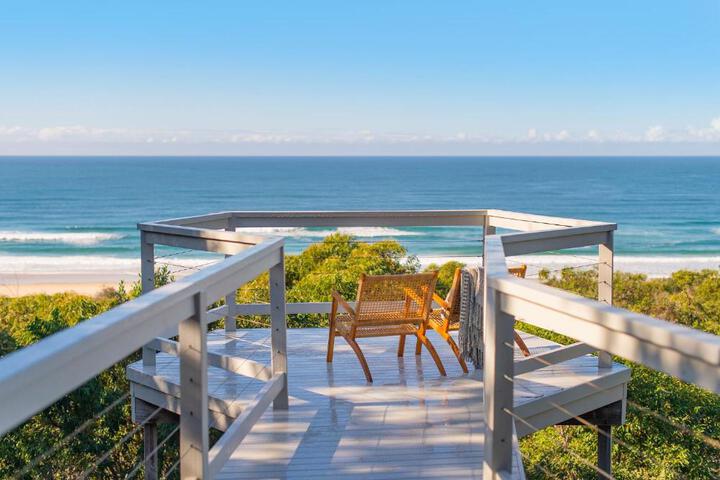 Seascape at 19 Pindari - privacy space, views