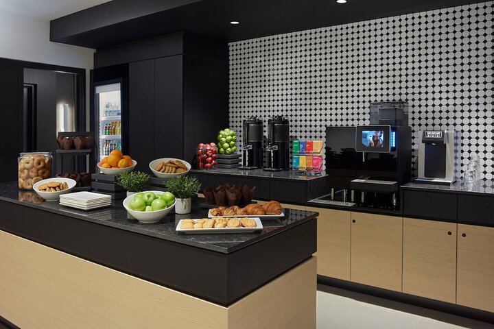 Breakfast/Coffee Service 86 of 142