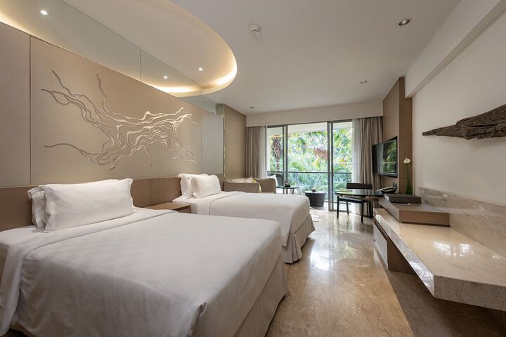 Room 26 of 204