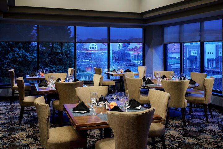 Dining Photos