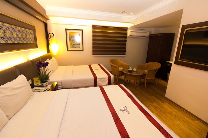 Room 15 of 44