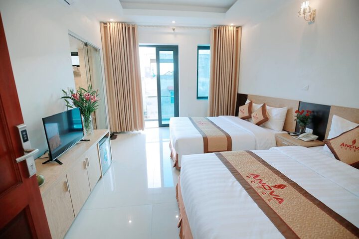 Room 5 of 31