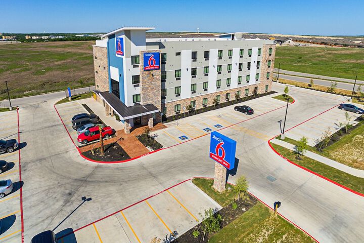 Hotel 40 of 49