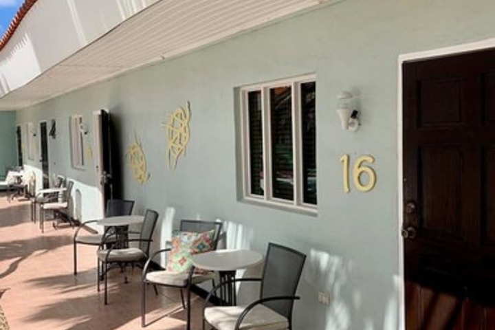 Hotel 64 of 73