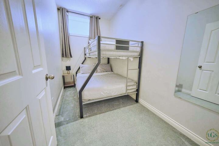 Room 11 of 55