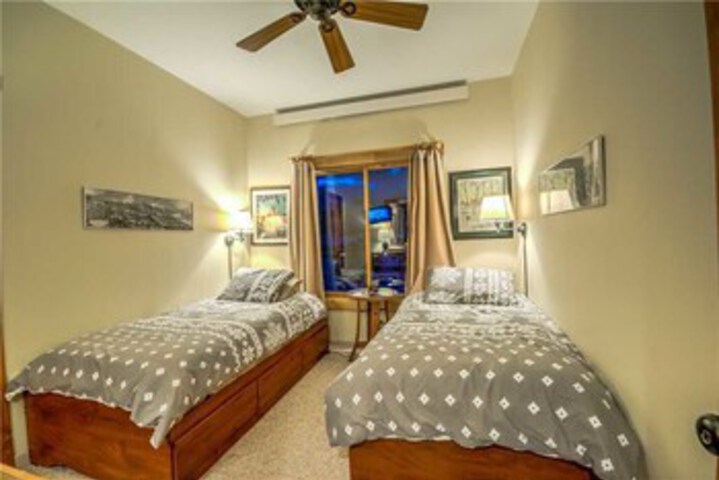 Room 26 of 27