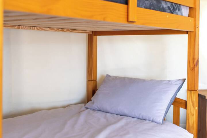 Room 6 of 61