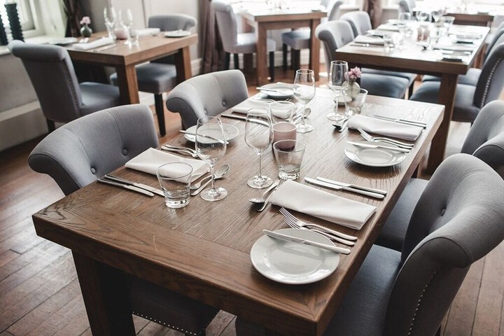 Dining 96 of 106
