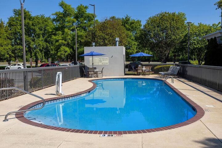 Pool 38 of 54