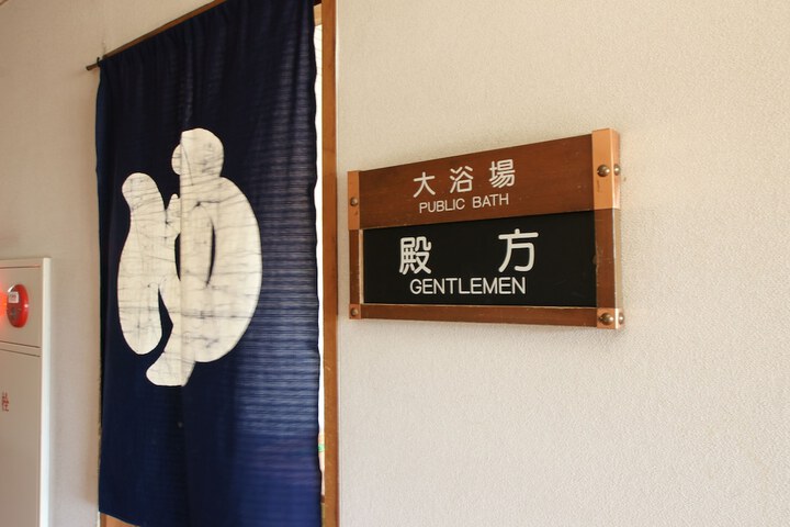 Ballroom/Hall 21 of 25