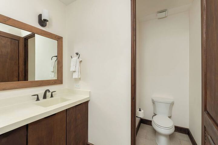 Room 872 of 1000