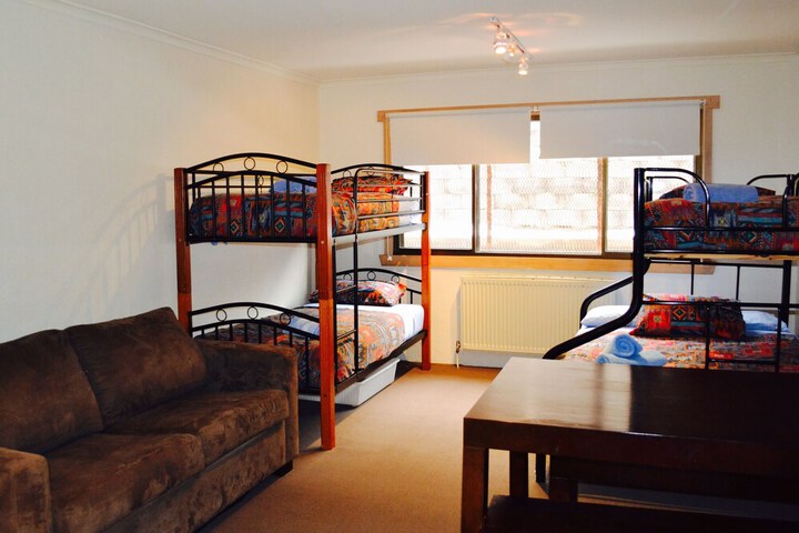 Room 9 of 71