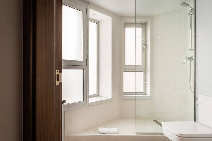 Bath Photo