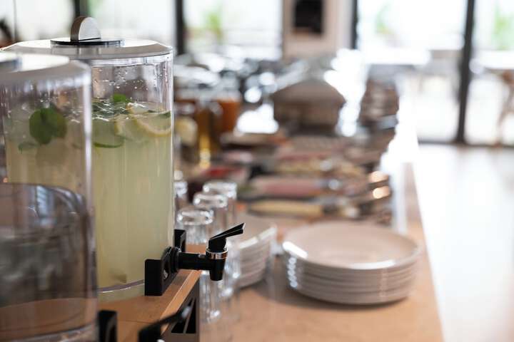 Breakfast/Coffee Service 23 of 48