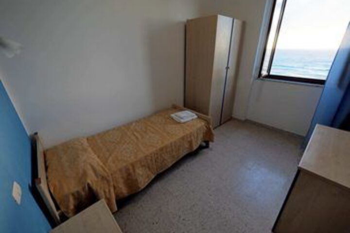 Room 20 of 23