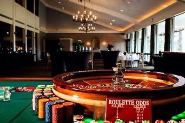 Ballroom/Hall 5 of 48