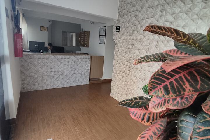Hotel Mirian