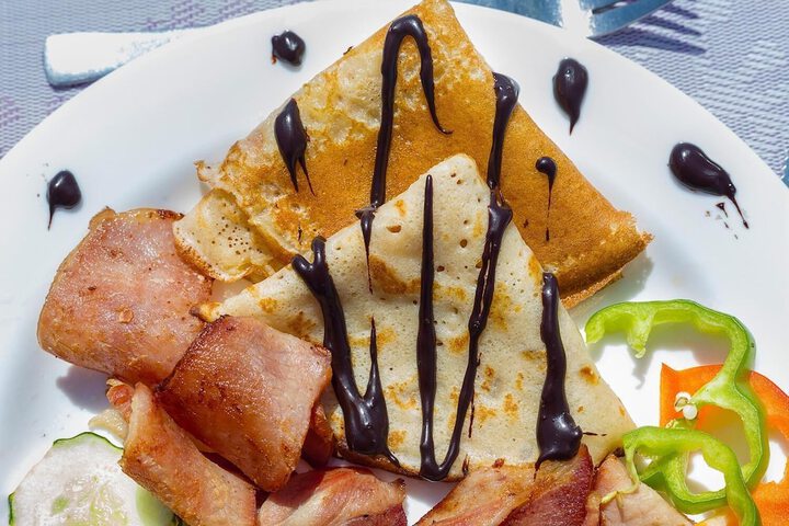 Dining Photos