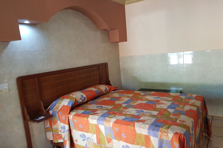 Room 5 of 27